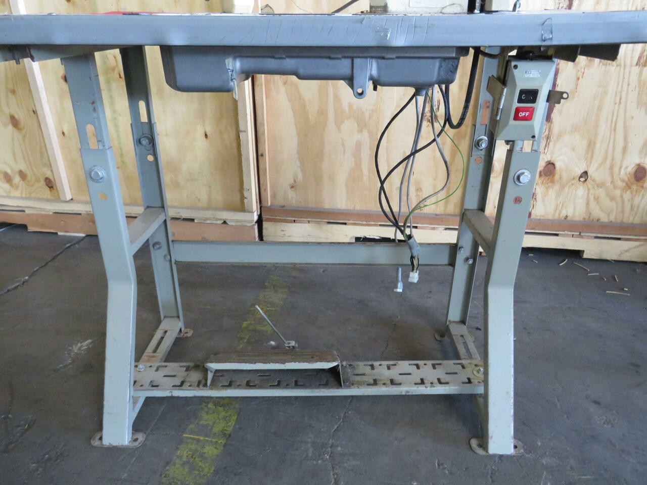 Juki DDL5550N7 Industrial Sewing Machine Table T189420 OCO Industrial